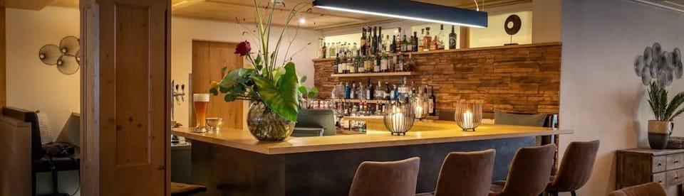 hauseigene Bar