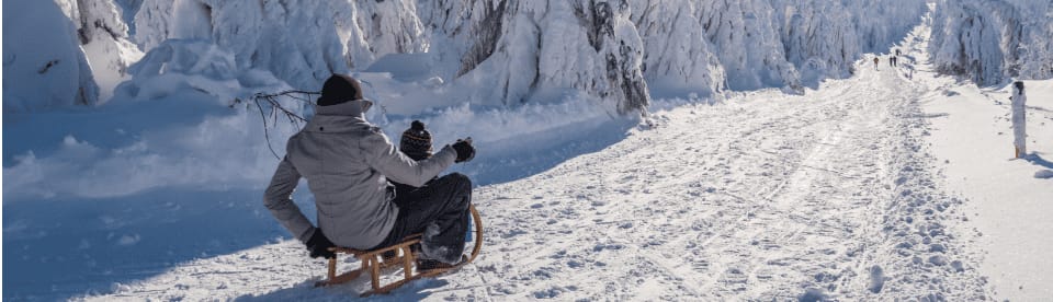 Bergsport Aktivitäten im Winter