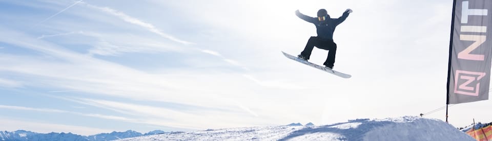Snowboard Sprung Schanze